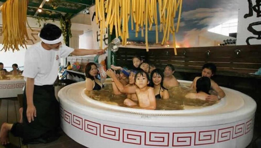 Tempat Pemandian Air Panas Yang Bikin Tepuk Jidat